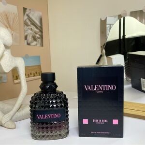 Valentino Uomo Black and Pink Eau de Parfum